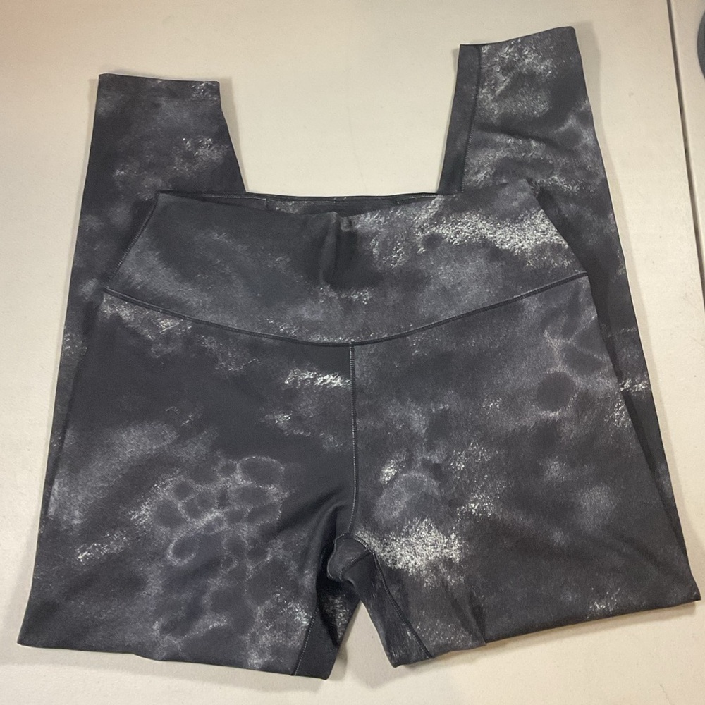 Nike One Charcoal and Silver Activewear